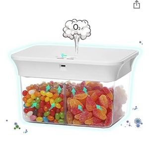 NIB vacuum food storage container. Airtight lid with smart auto sealer canister